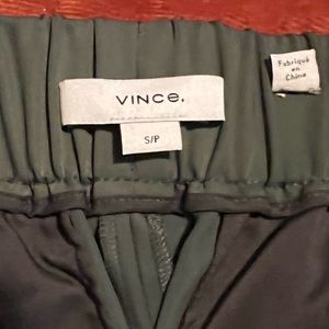 Vince. Linen-Blend High-Waisted pull up pant